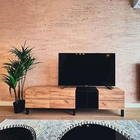 Waterfront Luxury Suites Beograd Ngoại thất bức ảnh