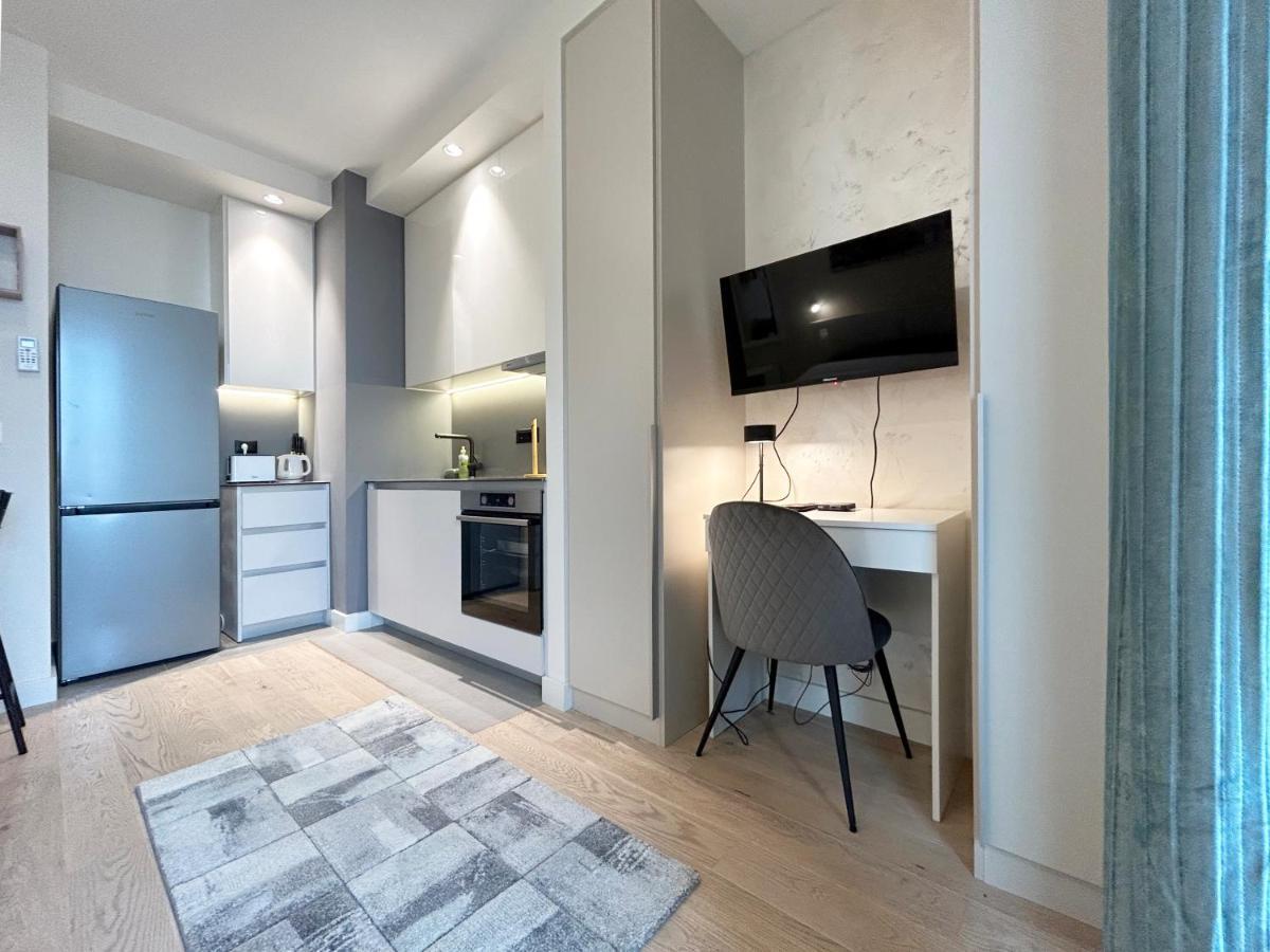 Waterfront Luxury Suites Beograd Ngoại thất bức ảnh