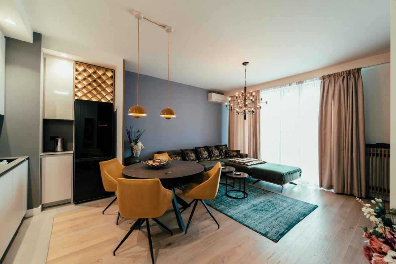 Waterfront Luxury Suites Beograd Ngoại thất bức ảnh