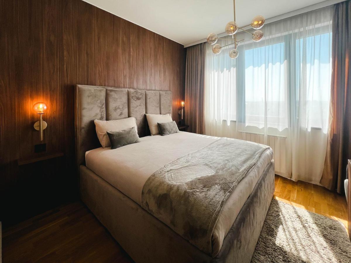 Waterfront Luxury Suites Beograd Ngoại thất bức ảnh
