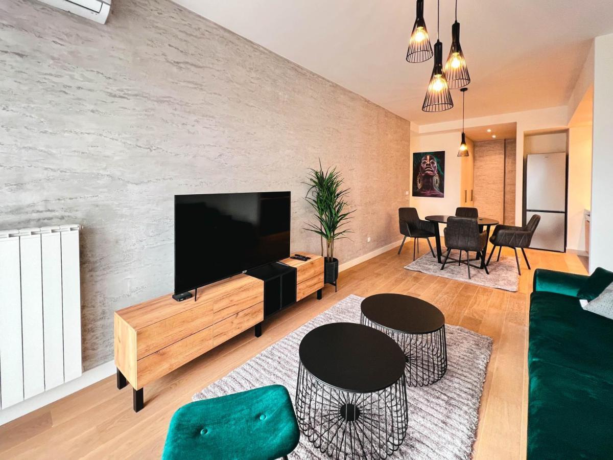 Waterfront Luxury Suites Beograd Ngoại thất bức ảnh